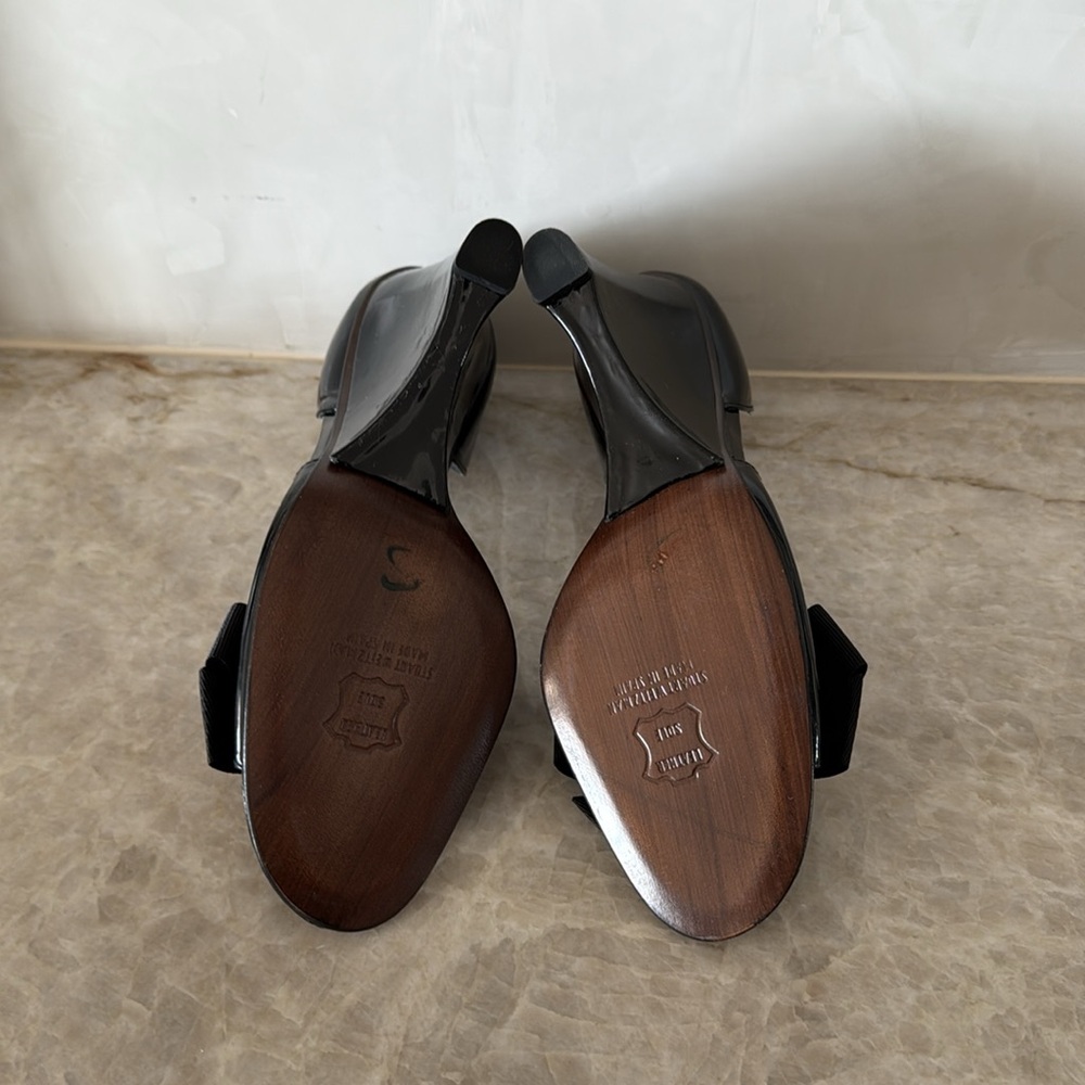 Stuart Weitzman Black Heels - Picture 7 of 15